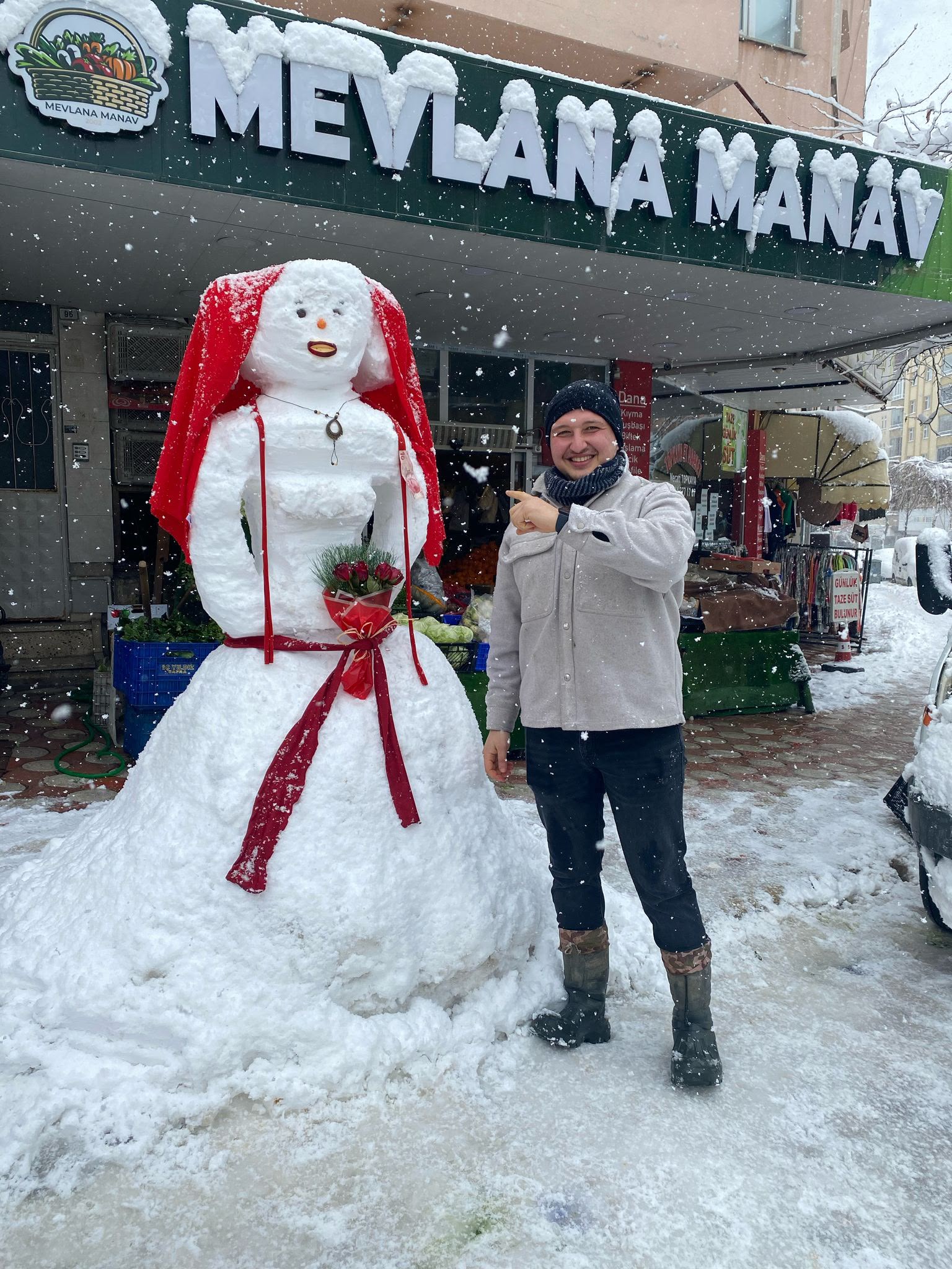 Mevlana Manav